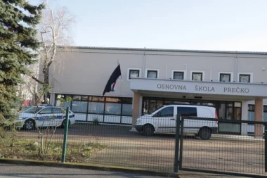 UBICA IZ OSNOVNE ŠKOLE DOVEDEN U SUD U LANCIMA! Nastavlja se suđenje za masakr - javnost isključena zbog straha da se zločin NE PONOVI!