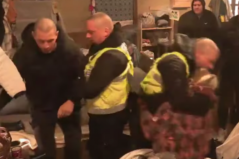 Farma 8 Boža Džons i Elena Petrović svađa