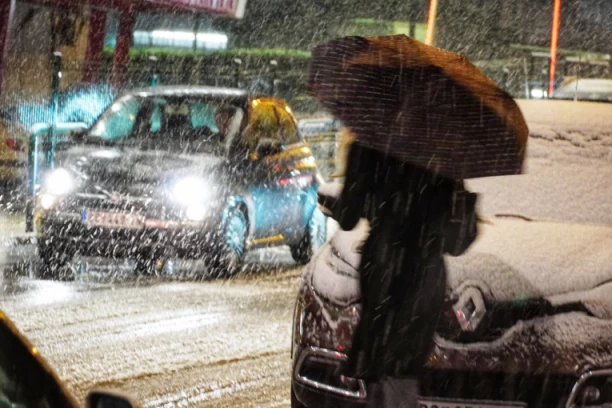 BEOGRAD SE ZABELEO, ALI TO JE SAMO POČETAK: Stiže ledeni talas, temperatura pada na -5, a evo gde će snega biti najviše!