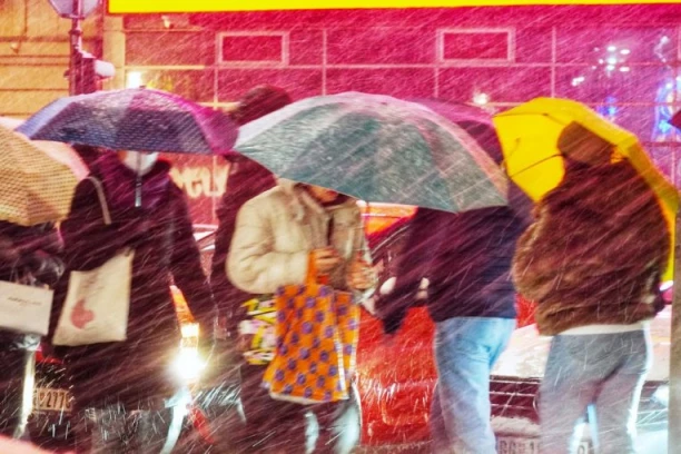 SRBIJA PROLAZI 4 GODIŠNJA DOBA ZA SAMO NEKOLIKO DANA! Sledi malo sunca, a onda totalni obrt - METEOROLOG NAJAVIO SNEG!