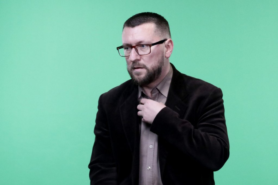 NAJVEĆA KAZNA ZA ASMINA DURDŽIĆA - UČESNIK "ELITE" TOTALNO SAHRANJEN! Maja će mu doći glave, najgore tek sledi!