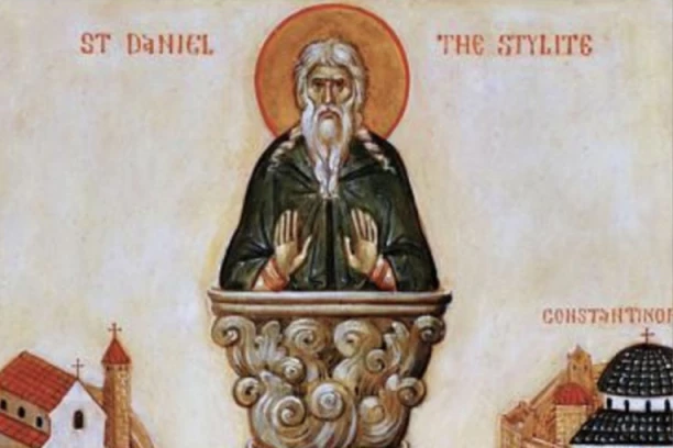 NJEGA JE MAJKA OD BOGA IZMOLILA I BOGU GA POSVETILA: Sutra je Prepodobni Danilo Stolpnik!