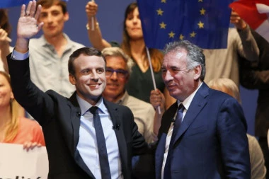 DANAS PADA FRANCUSKA VLADA? Počela vanredna sednica koja može promeniti SVE!