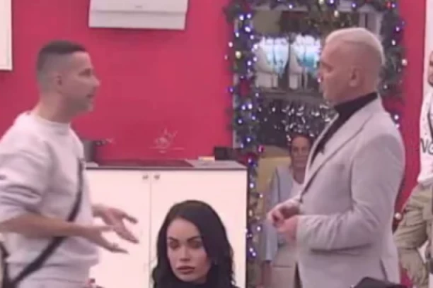 "IMAO SAM ODNOSE SA POLA ESTRADE"! Voditelj "Elite" šokirao priznanjem - KROZ KREVET MU PROŠLE NAJVEĆE ZVEZDE!