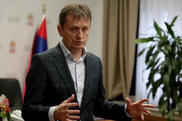 OGOLJENO NASILJE! Glišić o blokaderima u Novom Pazaru: Čuli smo uvrede na nacionalnoj osnovi, ali ne i osude