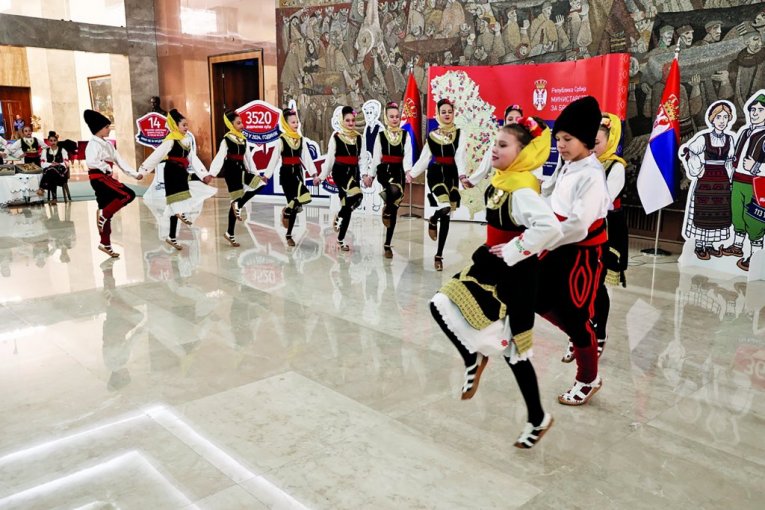 Da pamtimo ko smo i odakle potičemo