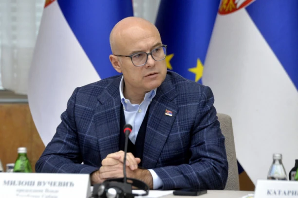 POSTIGNUT DOGOVOR O KLJUČNIM PITANJIMA! Premijer Vučević o sastanku sa predstavnicima sindikata prosvetnih radnika: Nastavljamo razgovore!