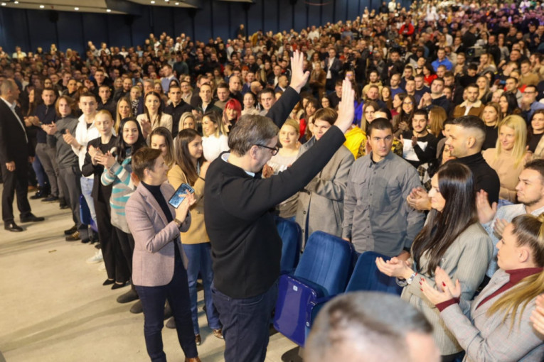 Tribina "Budućnost, a ne prošlost"