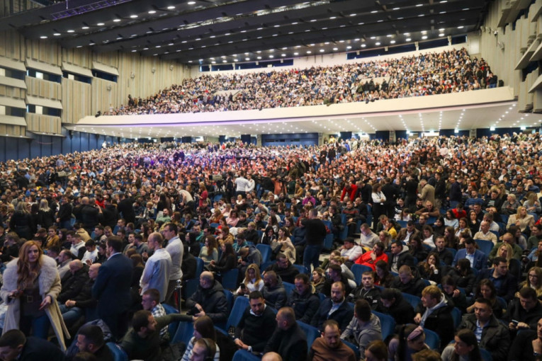 Tribina "Budućnost, a ne prošlost"
