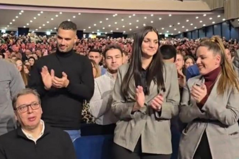 Tribina "Budućnost, a ne prošlost"