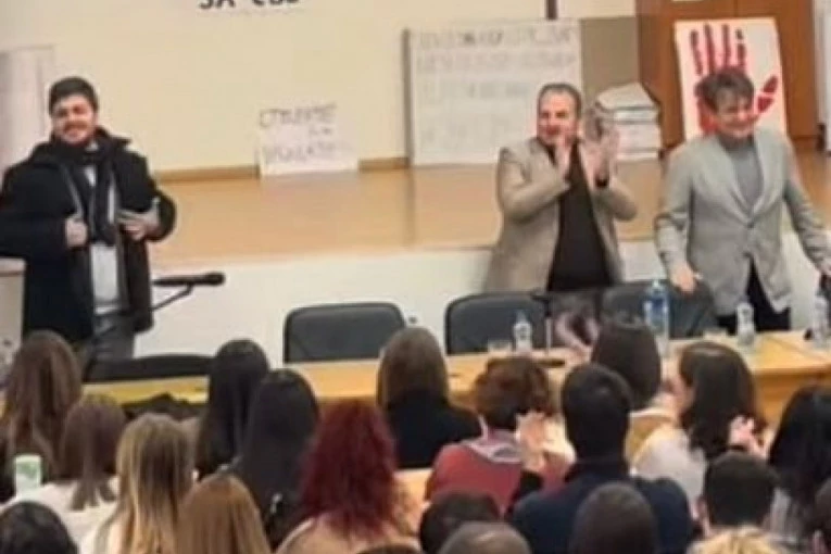 JOŠ JEDAN DEBAKL PROGLASA! Posle nasilja u Frankfurtu, sada ih sačekala skoro  PRAZNA SALA U MINHENU! (VIDEO)