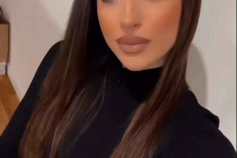 Miona Jovanović Instagram