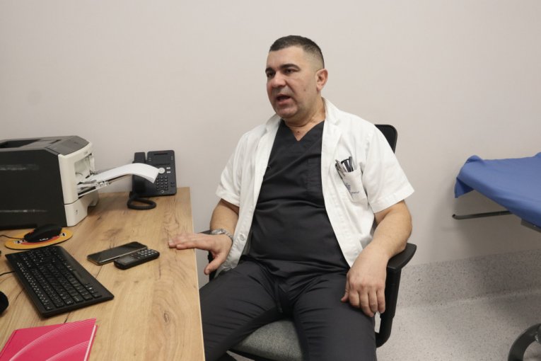 Načelnik prijemno-trijažne službe Urgentnog centra hirurg dr Vladimir Arsenijević