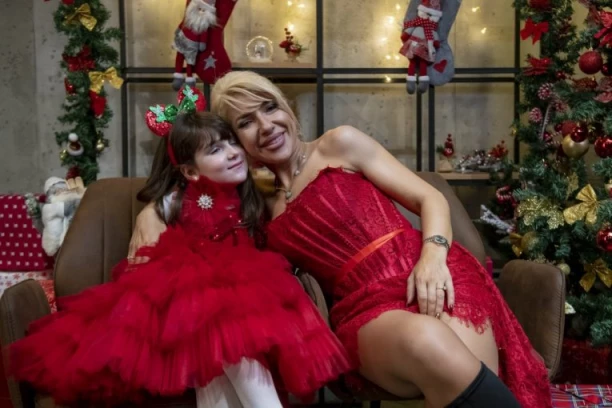 JOVANA JEREMIĆ ODBRUSILA SEBIČNIM RODITELJIMA: Ovako vaspitava ćerku Leu - mnogi će se zapitati! (VIDEO)