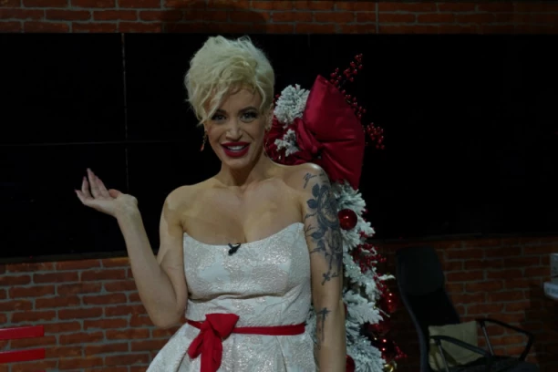 DUŠICA JAKOVLJEVIĆ PREKINULA TIŠINU! Konačno je progovorila o SVAĐI SA CECOM RAŽNATOVIĆ, a evo i šta je imala da kaže! (GALERIJA)