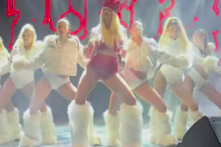 Jelena Kalreuša koncert u Boru