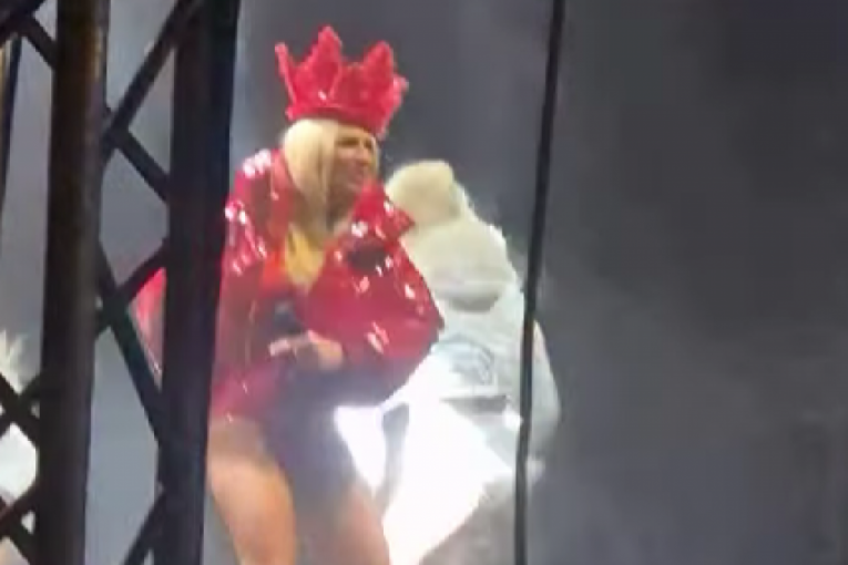 Jelena Kalreuša koncert u Boru