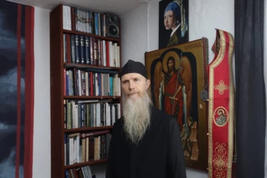 OTAC ARSENIJE ISPRIČAO NEŠTO O ČEMU JE DUGO ĆUTAO: Majka mu je na samrti poručila jedenu stvar - ove reči neće nikad zaboraviti