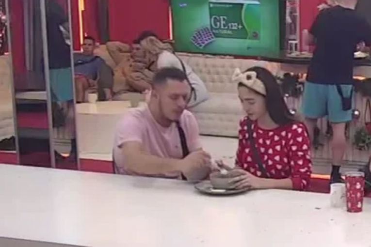 Anđela Đuričić i Gastoz Elita 8