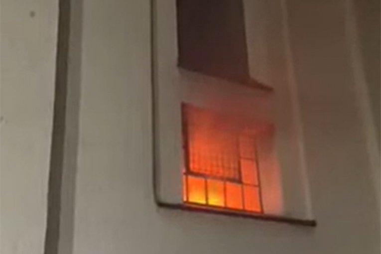 FIRE BREAKS OUT IN CHURCH NEAR ZRENJANIN: Nine firefighters with four vehicles on site
