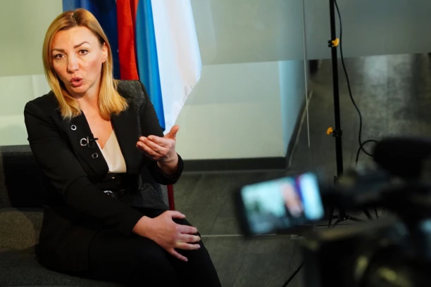 POZNATO KADA POČINJE DA FUNKCIONIŠE ALIMENTACIONI FOND U SRBIJI! Oglasila se ministarka Macura!