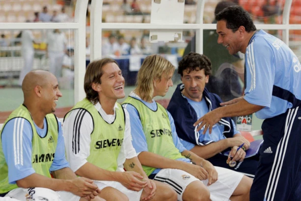 PAO NA NAJNIŽE GRANE: Legenda Reala mora da spava u trening centru Madriđana!