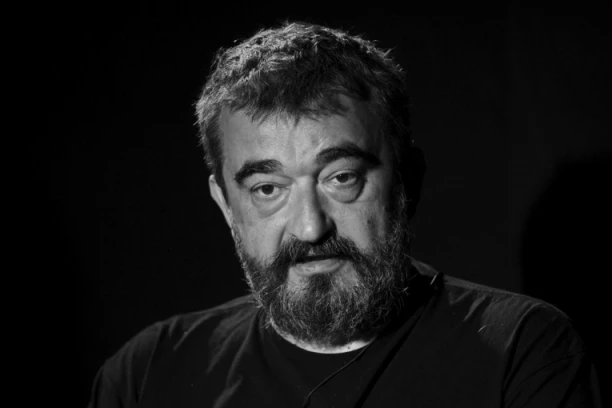 DOMINIRAO JE U "POTERI", a na OVA pitanja Milorad Milinković nije znao da odgovori! Voditelj ga stavio na TEŽAK TEST! (VIDEO)