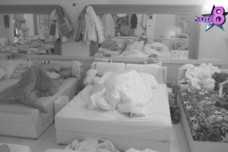 Vrele akcije Ene i Peje