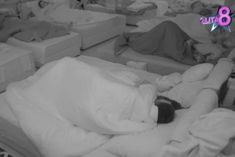 Vrele akcije Ene i Peje