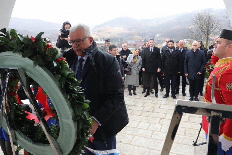 Vučević položio venac na spomenik junacima Mojkovačke bitke