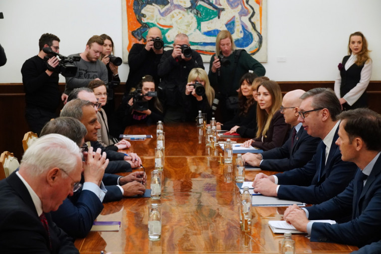 Vučić sa zamenikom američkog državnog sekretara za upravljanje i resurse