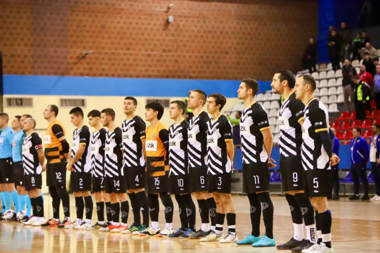 KMF Partizan - KMF Crvena zvezda 2:6 (2:2)