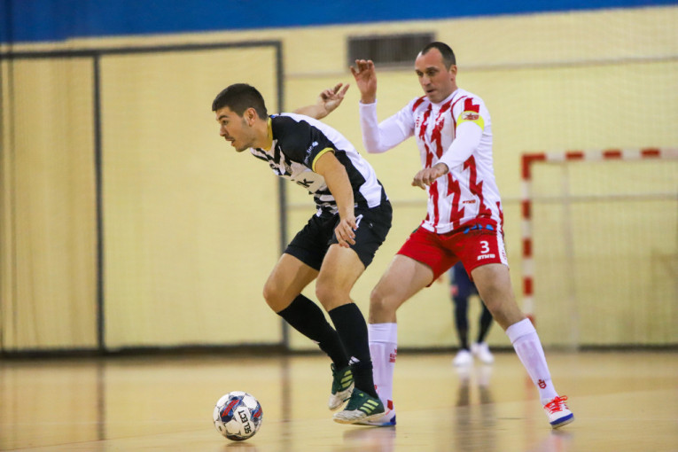 KMF Partizan - KMF Crvena zvezda 2:6 (2:2)