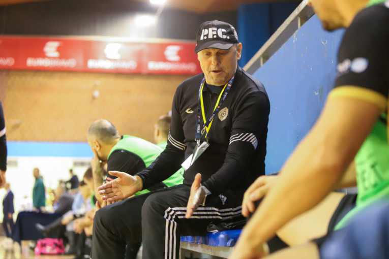 KMF Partizan - KMF Crvena zvezda 2:6 (2:2)