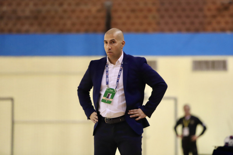 KMF Partizan - KMF Crvena zvezda 2:6 (2:2)