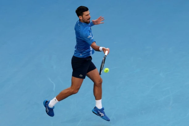 POTPUNI ŠOK ZA NOVAKA U MELBURNU: Basavaredi nadigrao Đokovića u prvom setu!