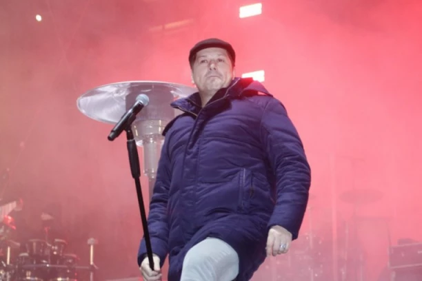 PROGLAŠENO VANREDNO STANJE! Otkazan koncert Aca Pejovića!