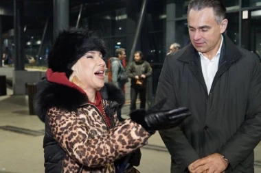 NOVA ŠOK-OBJAVA JOVANE JEREMIĆ: Seli se i započinje novi život potpuno sama - ovo je ostavilo sve u ČUDU (FOTO)