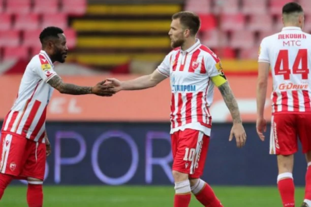 POSAO JE ZAVRŠEN: Odlazak sa Marakane - karijeru nastavlja na "čizmi"!