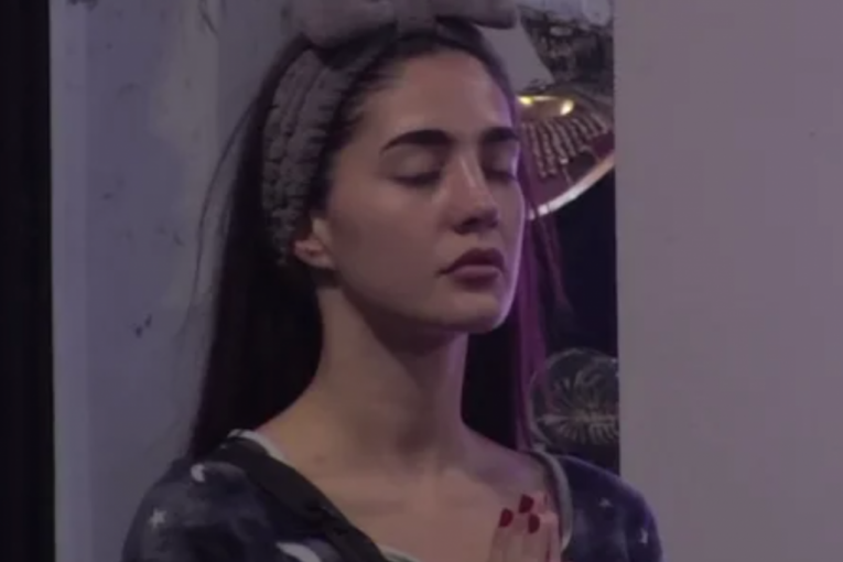 Anđela Đuričić se moli na Bogojavljenje