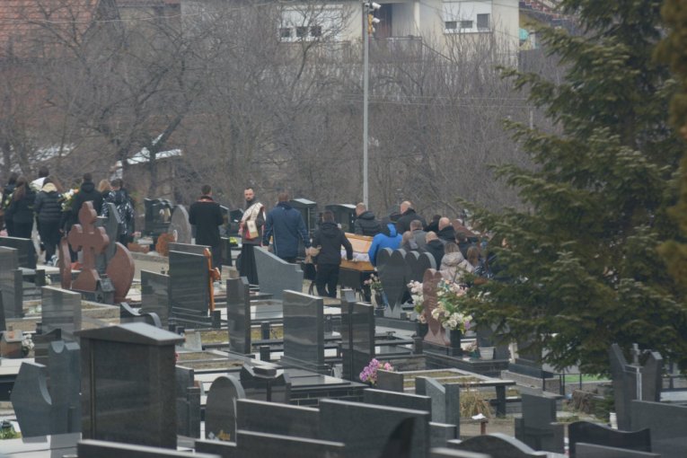 Sahrana tinejdžerke Nine Punović