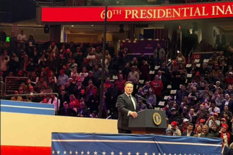 Nikolina, ćerka Kaje Ostojić