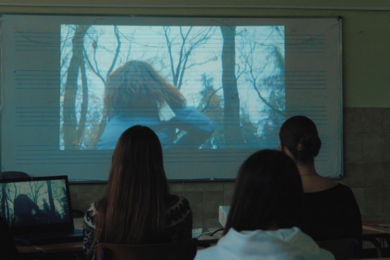 Spot za pesmu "Angelina"