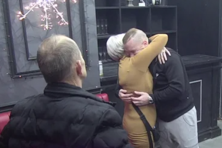 Munjez Elita 8 roditelji