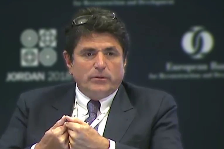 ŠOLAK JEDINI SRBIN KOME POMAŽU HRVATI! Spasavaju mu projekte jer imaju zajednički cilj - rušenje Aleksandra Vučića!