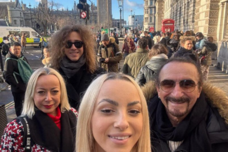 Porodica Željka Bebeka
 