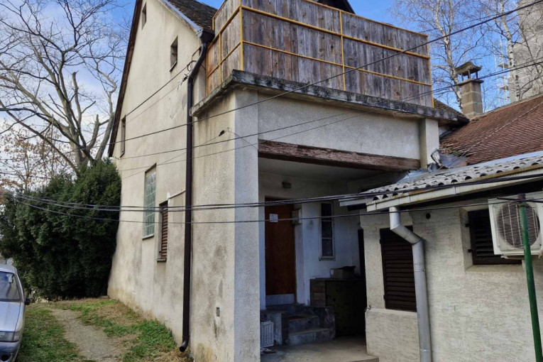 Sin ubio majku na Voždovcu