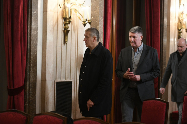 Komemoracija u gradskoj skupštini povodom smrti legendarnog košarkaša Dražena Dalipagića