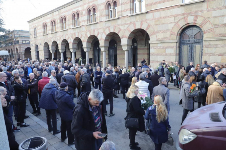 Mnogo je onih koji bi da se poklone legendi srpskog i jugoslovenskog sporta