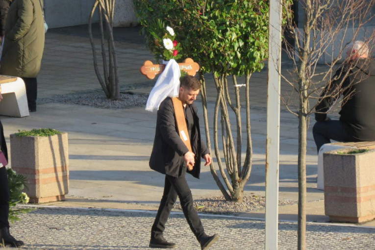 Sahrana Stefana Hrnjića na Lešću